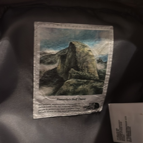 The North Face Berkeley Crossbody Bag Fawn Colored - Picture 5 of 7